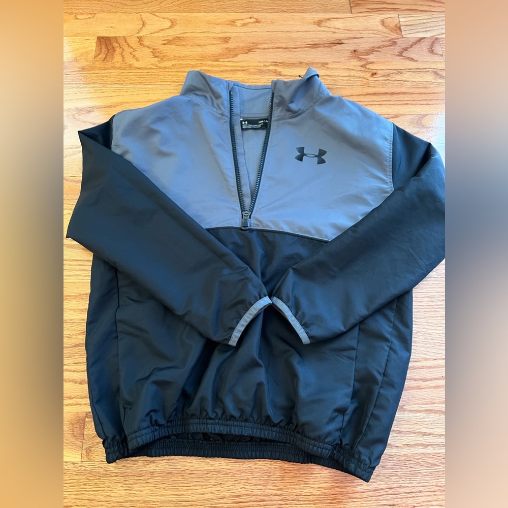 Under Armour Quarter zip pullover jacket size medium